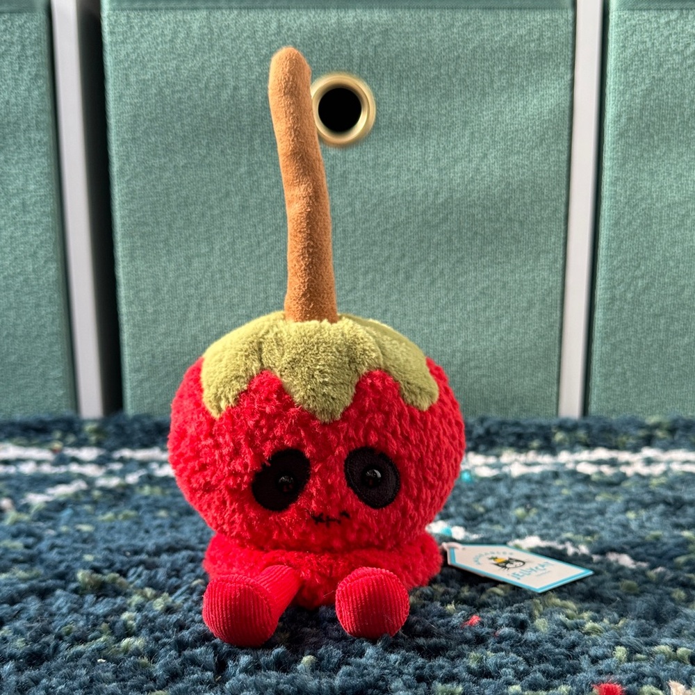 BNWT Jellycat Amuseables Toffee Apple